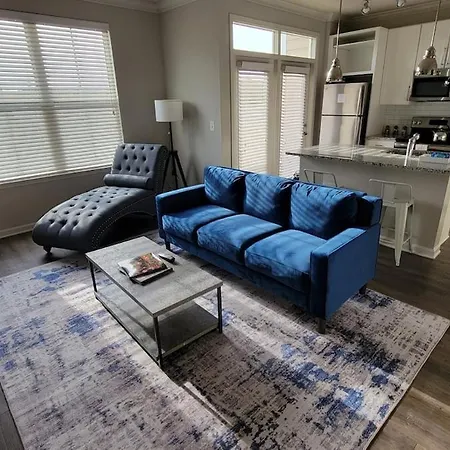 Luxury Atlanta Condo With City Skyline Views